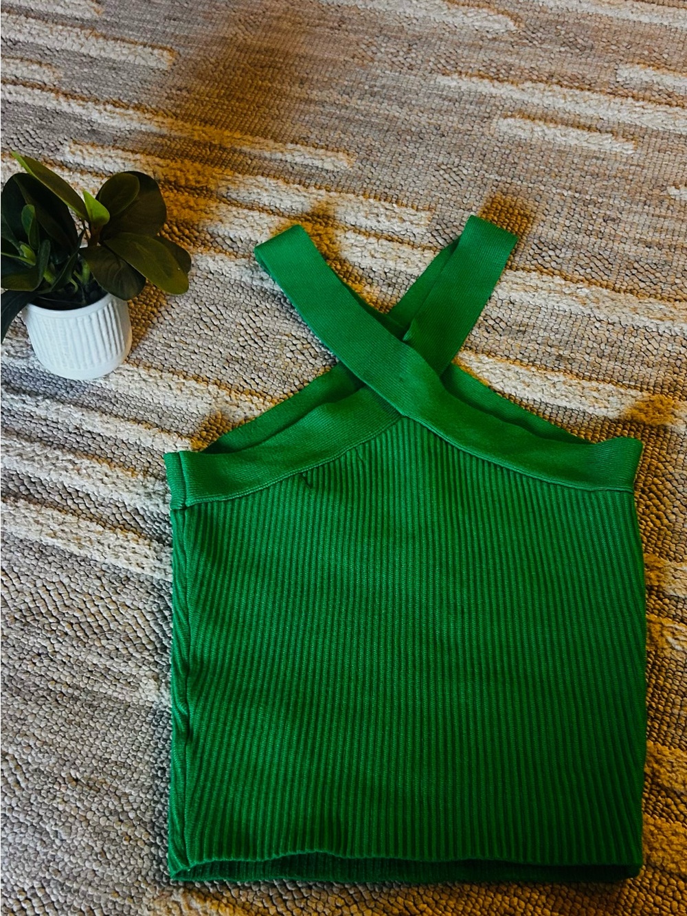 House of Harlow 1960 Emerald Ribbed Cross-Back Crop Top